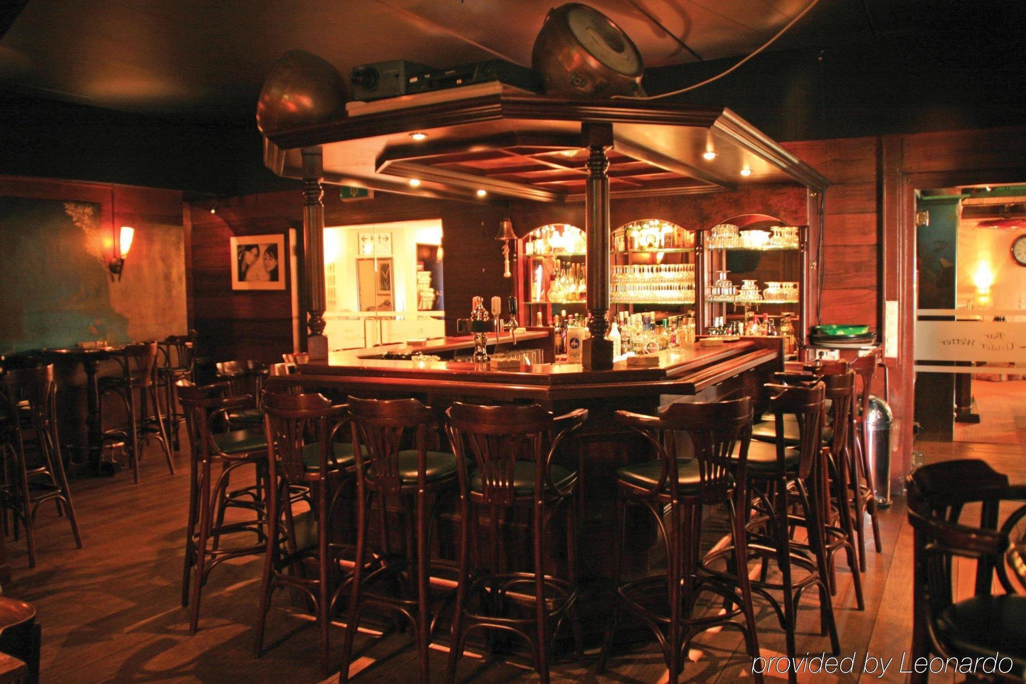 Fletcher Hotel Restaurant Heidehof 헤이렌베인 레스토랑 사진
